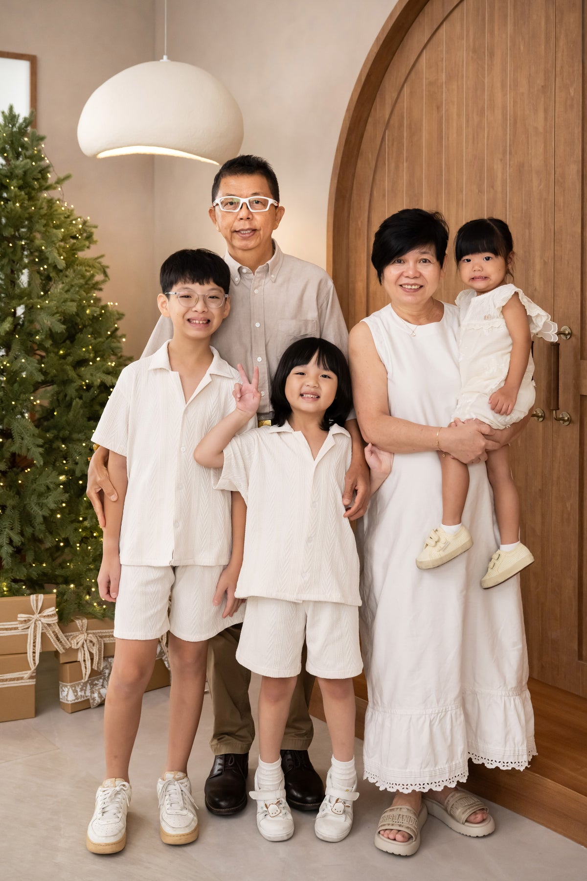 CAROUSEL PARLOUR Premier Family Package (90mins)