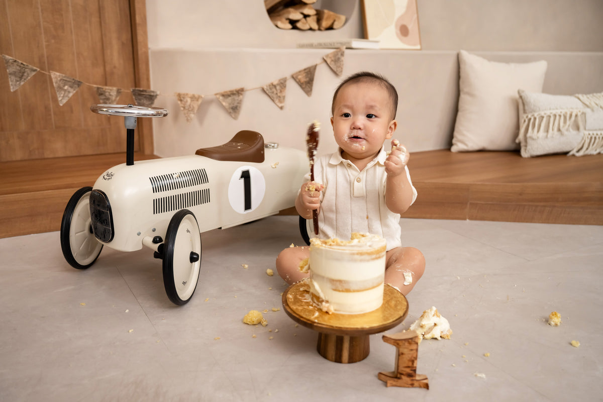 CAROUSEL PARLOUR Baby Cake Smash + Family Package
