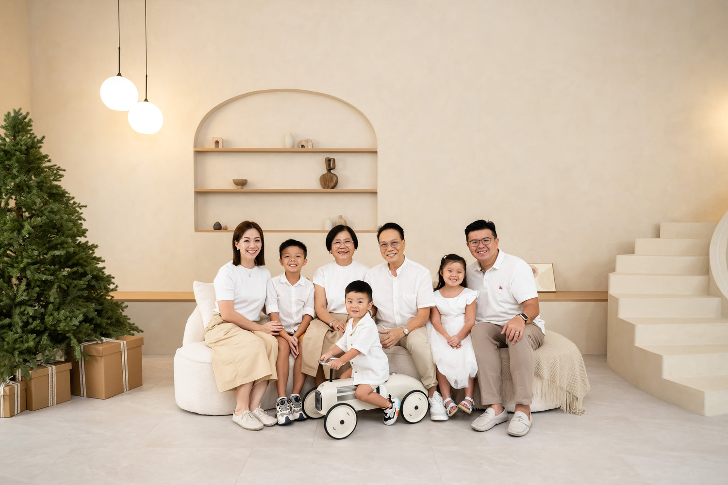 Lumière Stairway Classic Family Package (45mins)