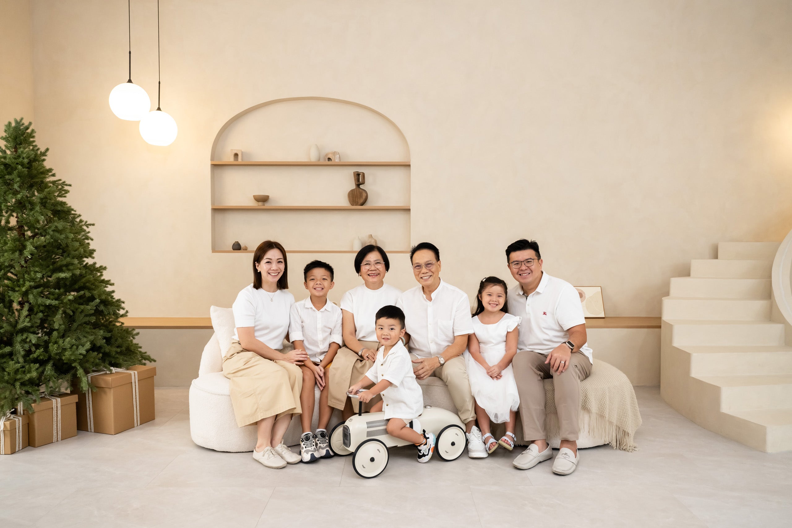 Lumière Stairway Classic Family Package (45mins)