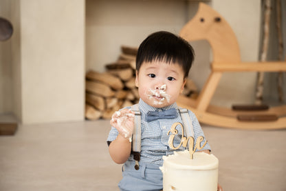 Lumière Stairway Baby Cake Smash + Family Package (45mins)
